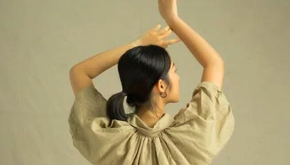 开云体育平台APP-亚平宁月光下的叹息：当蓝色浪漫遇冷酷高卢铁蹄