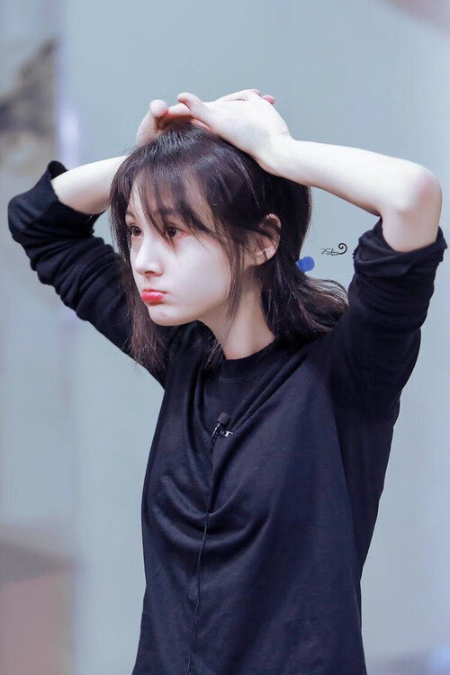 谁还嘲笑蒂亚戈是美丽足球最后的残像?他用一场大师级的节奏盛宴让巴黎沉默