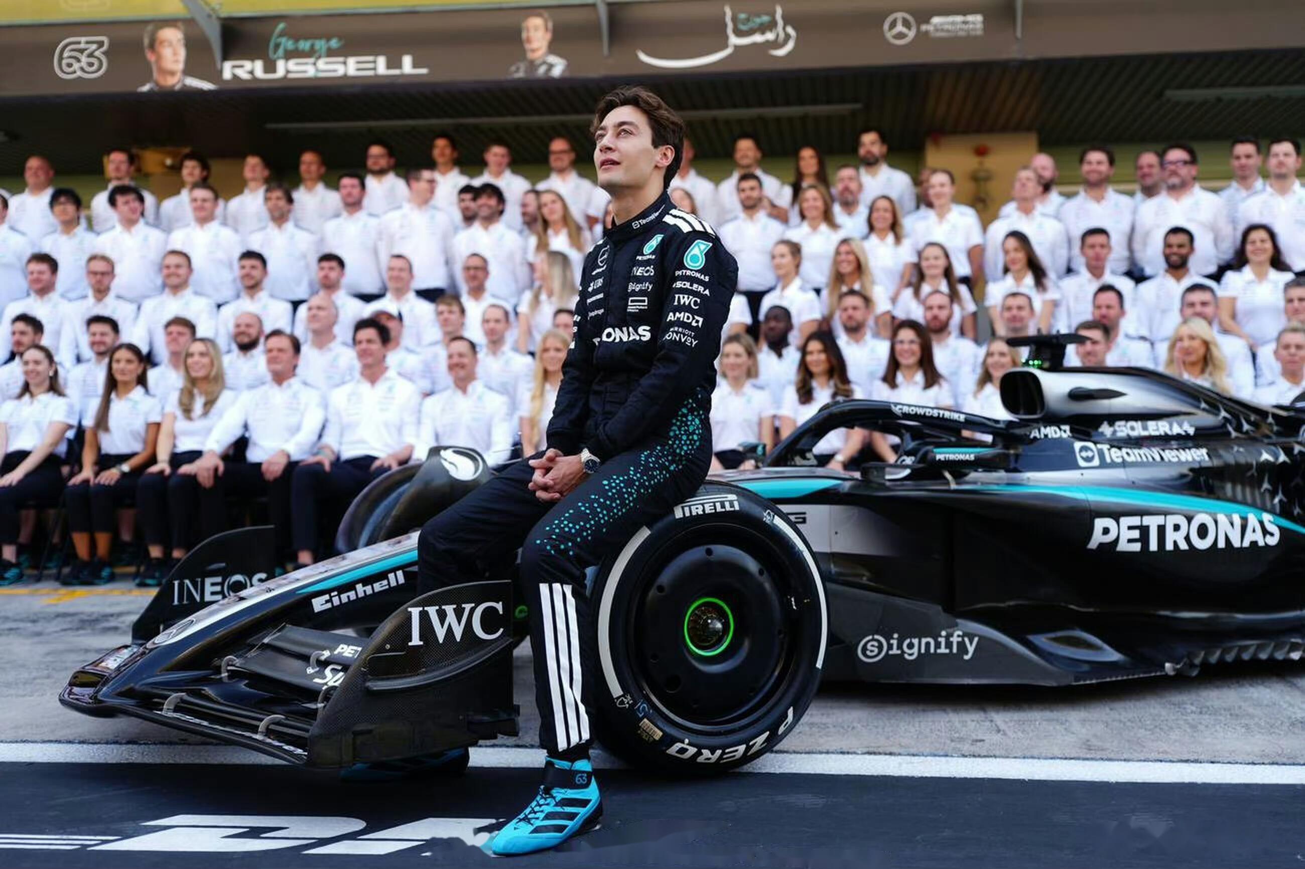 梅赛德斯碾压阿斯顿马丁,拉塞尔状态火热 梅赛德斯碾压阿斯顿马丁,拉塞尔状态火热